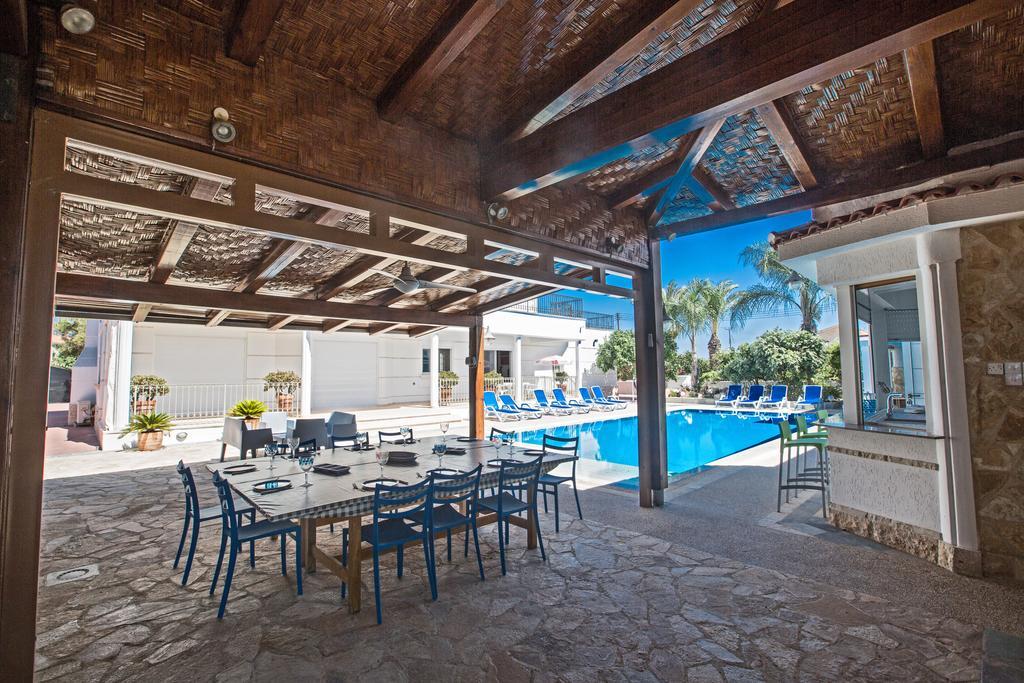 Papas Family Villa Paralímni Eksteriør bilde